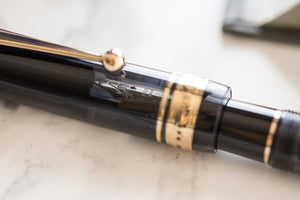 Pilot Custom 823 Fountain Pen - Smoke with Ink