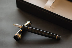 Pilot Custom Urushi Fountain Pen Black (Pre-Order) - BDpens
