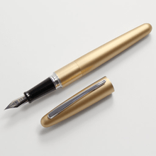 Load image into Gallery viewer, Pilot Metropolitan Golden Fountain Pen - BDpens